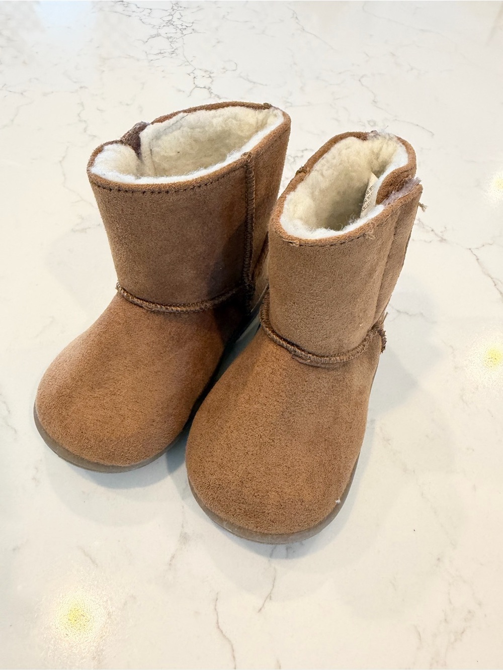 New without tags. Kids Cozy Brown Faux-Suede Winter Boots